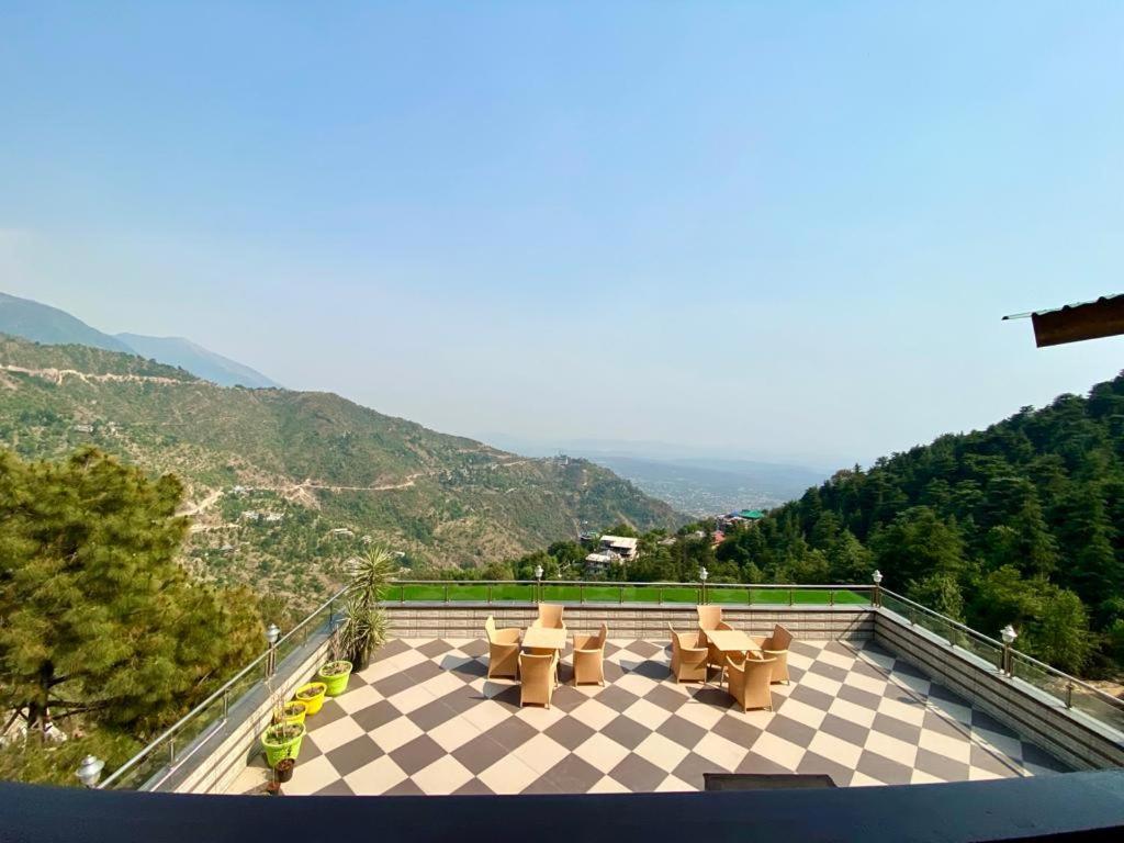 Hotel Woodville Inn - Hotel In Mcleodganj МакЛеод Ганж Екстериор снимка